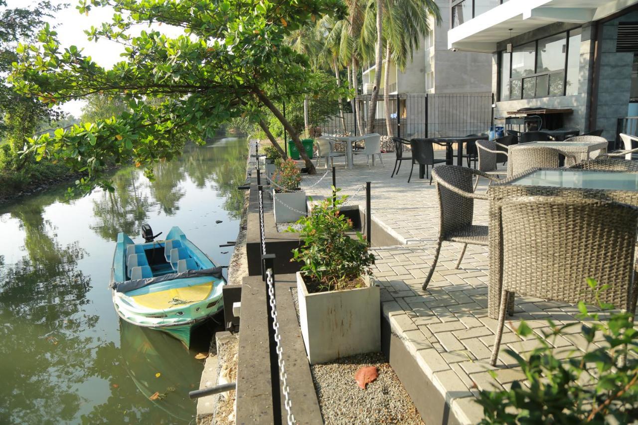 3R Resort Negombo Bagian luar foto