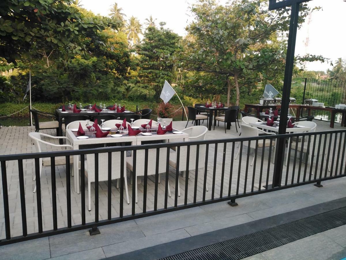 3R Resort Negombo Bagian luar foto